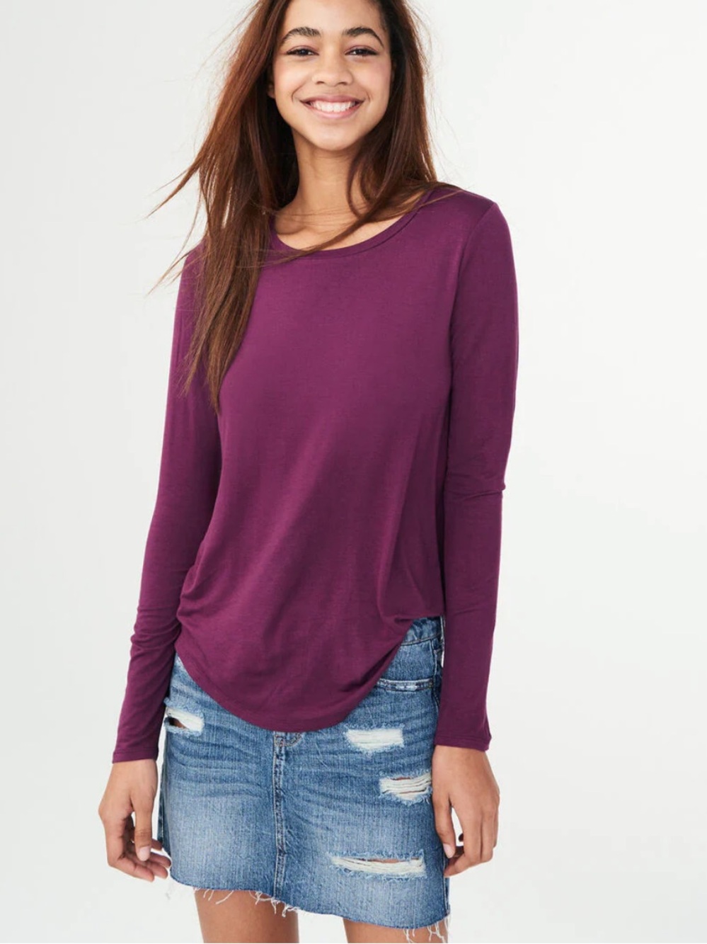 Old Navy Long Sleeve Scoop Neck Top in Plum